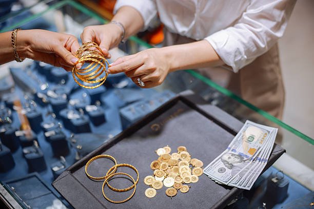 Where to Sell Gold for Instant Cash in Ghaziabad & Delhi NCR – A Location-Wise Guide